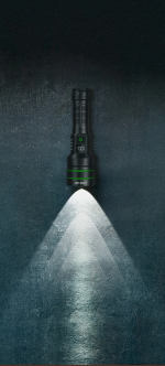 چراغ قوه گرین لاین مدل GNHR3000LMBK با توان ۳۰۰۰ لومن و بدنه آلومینیومی حرفه‌ای