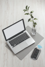 مودم قابل حمل گرین لاین مدل GL‑M12 با اینترنت ۵G و باتری ۳۰۰۰ میلی‌آمپرساعت